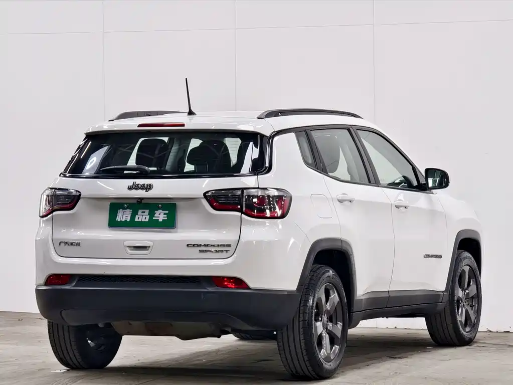 Jeep Compass 2017 — фото 4