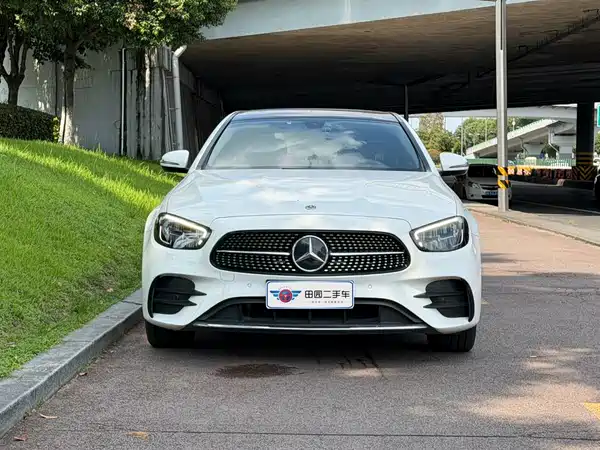 Mercedes-Benz E-Class 2021