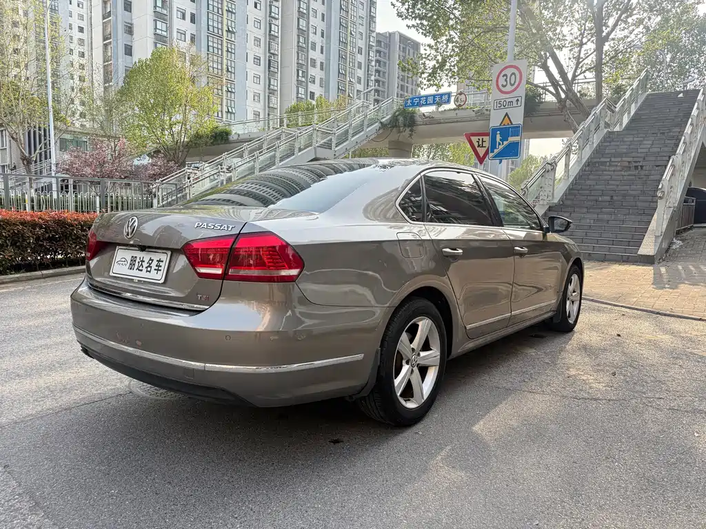 Volkswagen Passat 2015 — фото 4