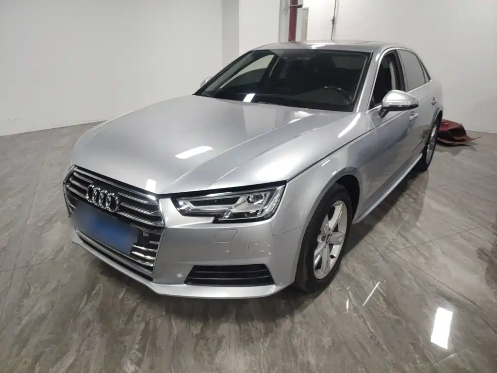 Audi A4L 2017