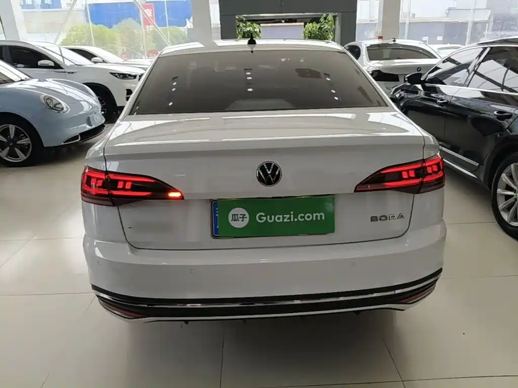 Volkswagen Bora 2023
