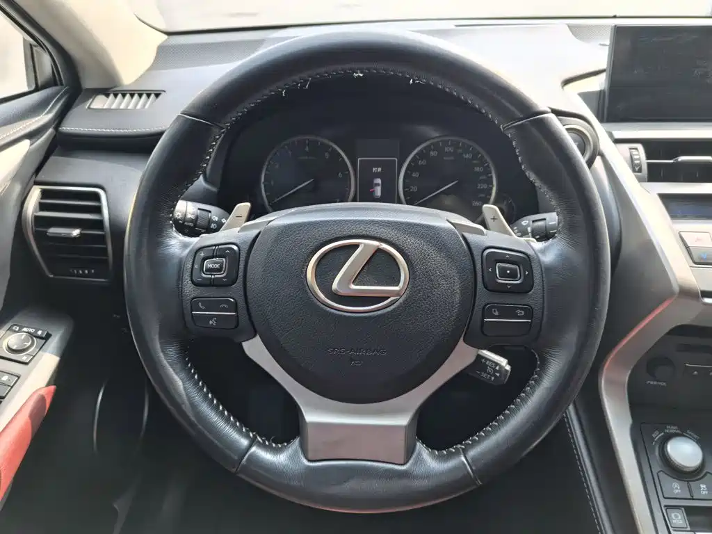 Lexus NX 2015 — фото 3