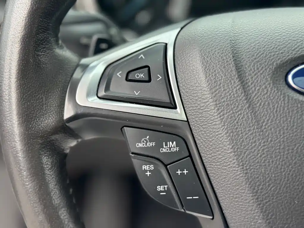 Ford Mondeo 2016 — фото 14
