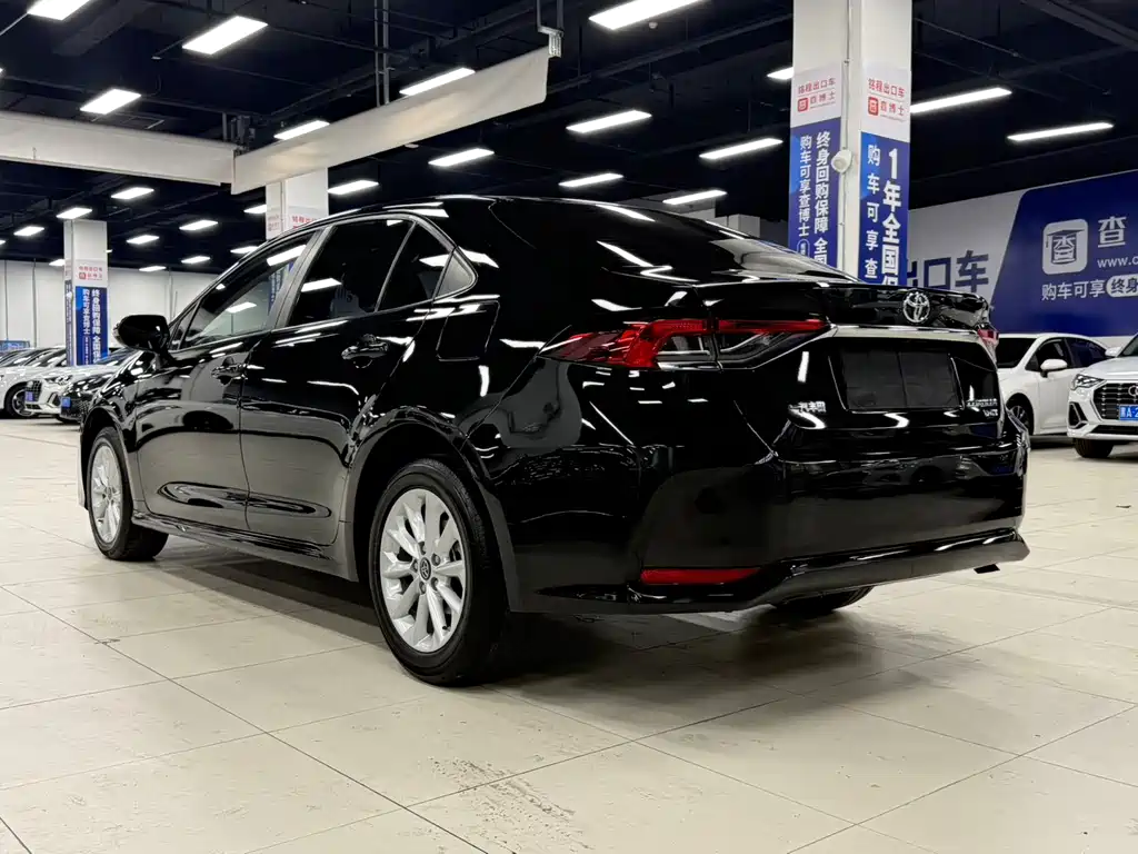 Toyota Corolla 2022 — фото 6