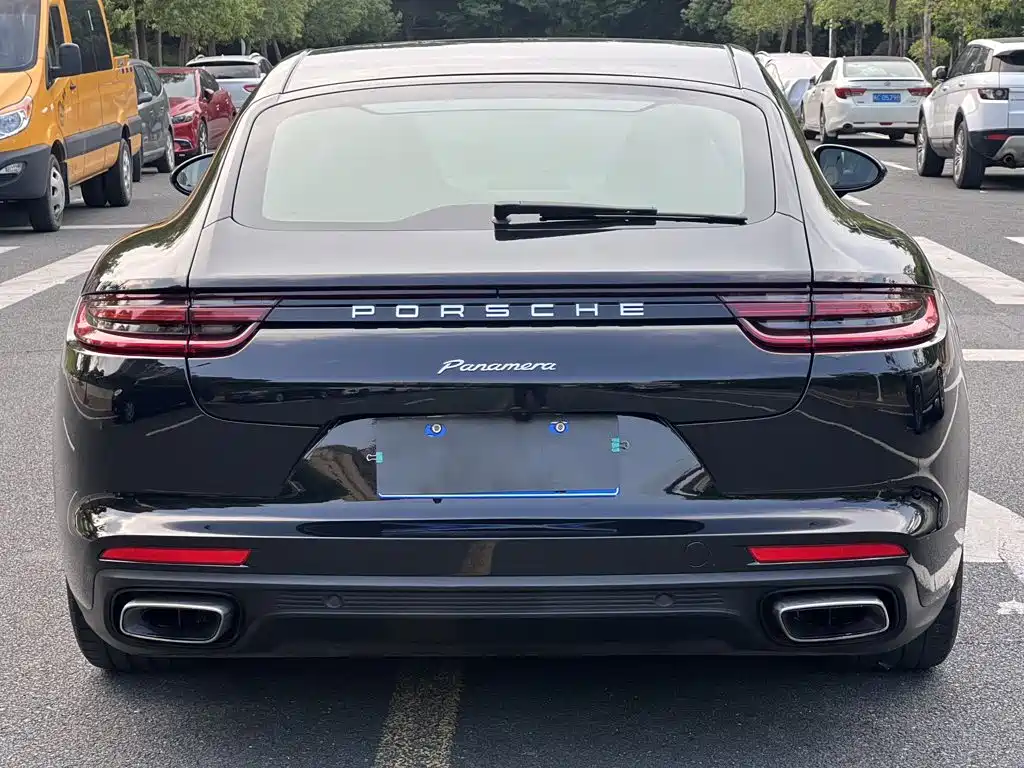 Porsche Panamera 2018 — фото 8