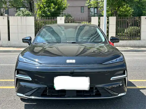 Geely Galaxy Starshine 8 2025