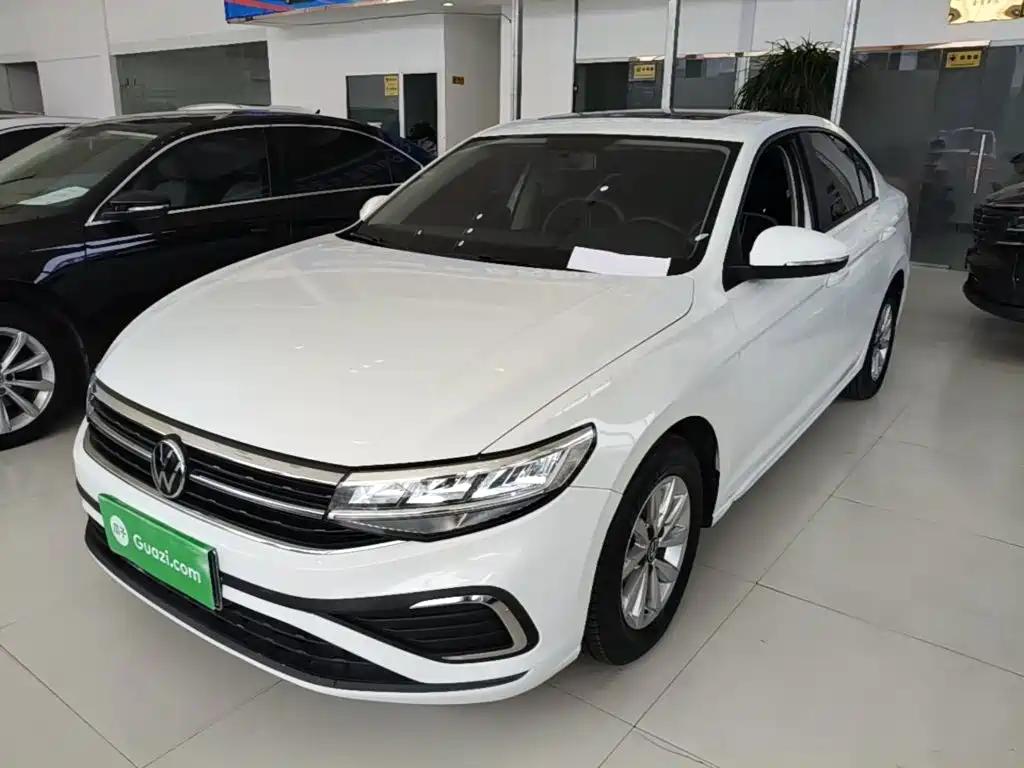 Volkswagen Bora 2023