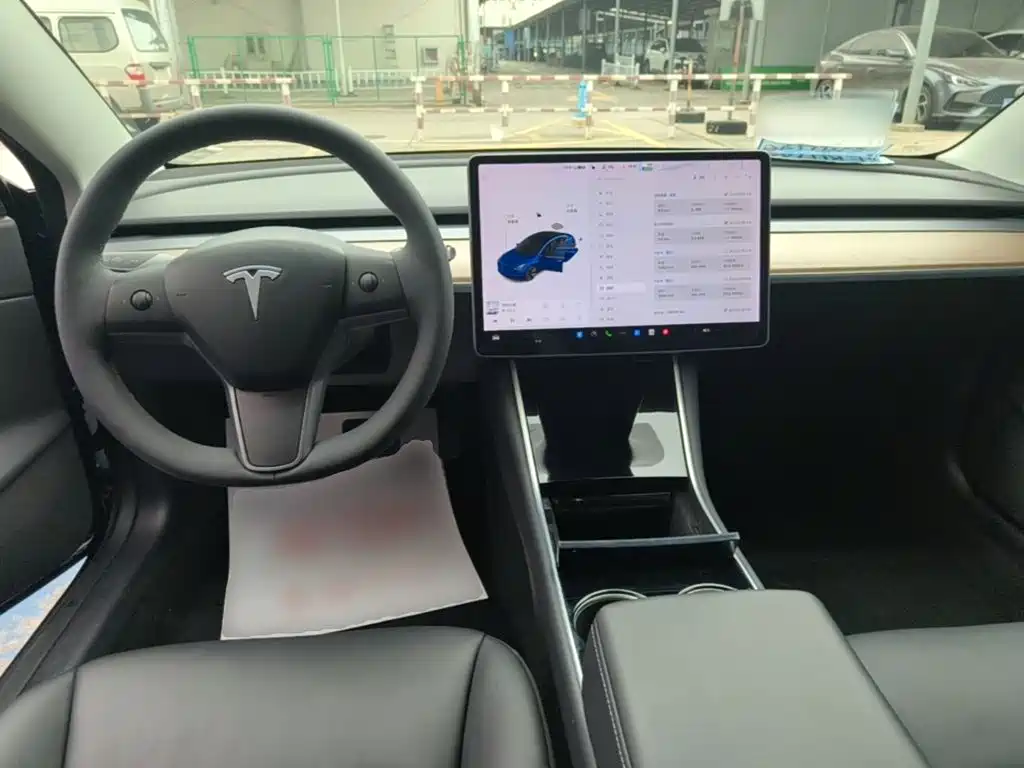 Tesla Model 3 2019 — фото 10