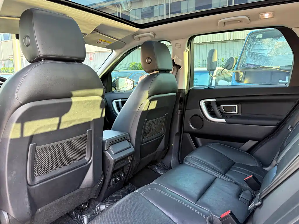 Land Rover Discovery Sport 2016 — фото 9