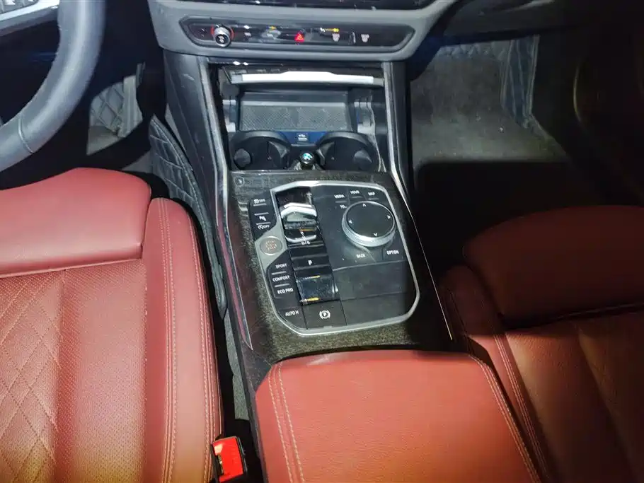 BMW 3 Series 2023 — фото 16