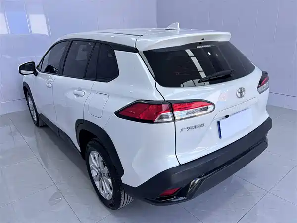 Toyota Frontlander 2023