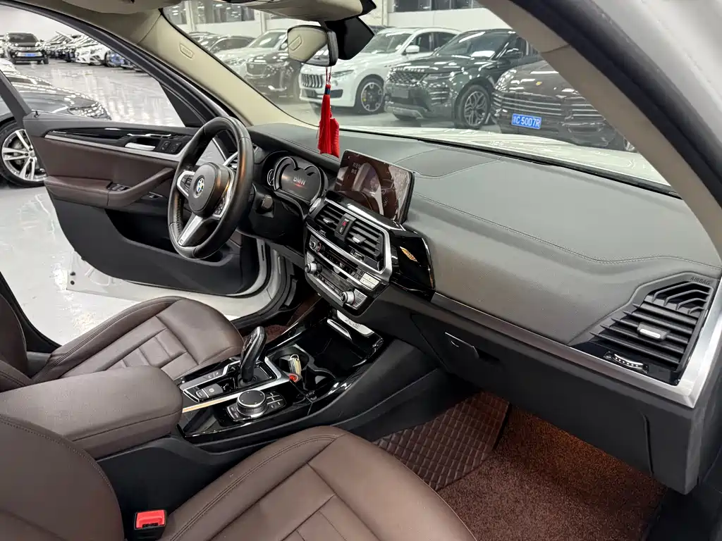 BMW X3 2019 — фото 13