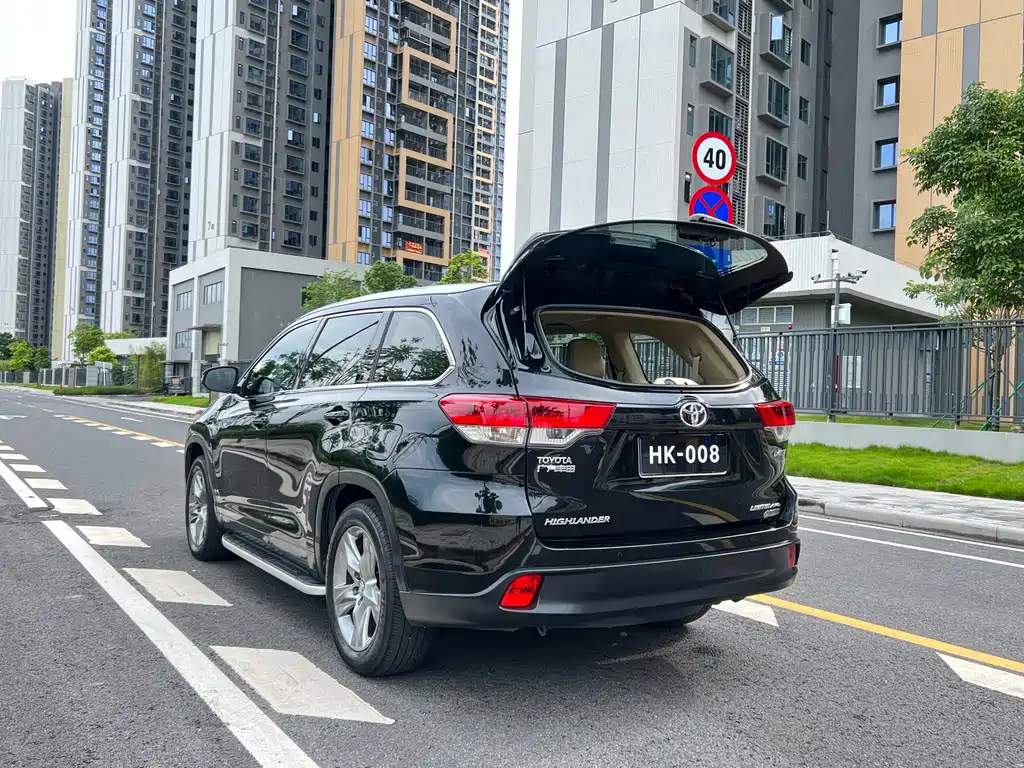 Toyota Highlander 2018 — фото 7