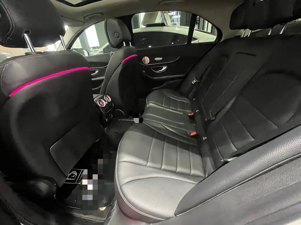 Mercedes-Benz C-Class 2020