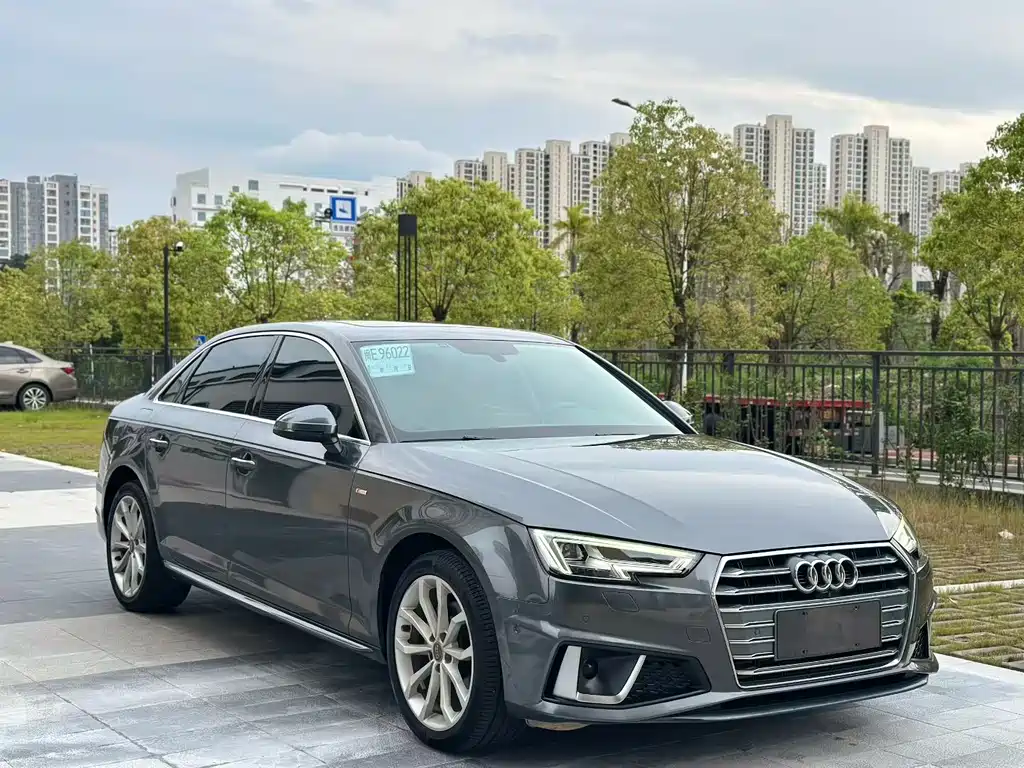 Audi A4L 2020 — фото 3