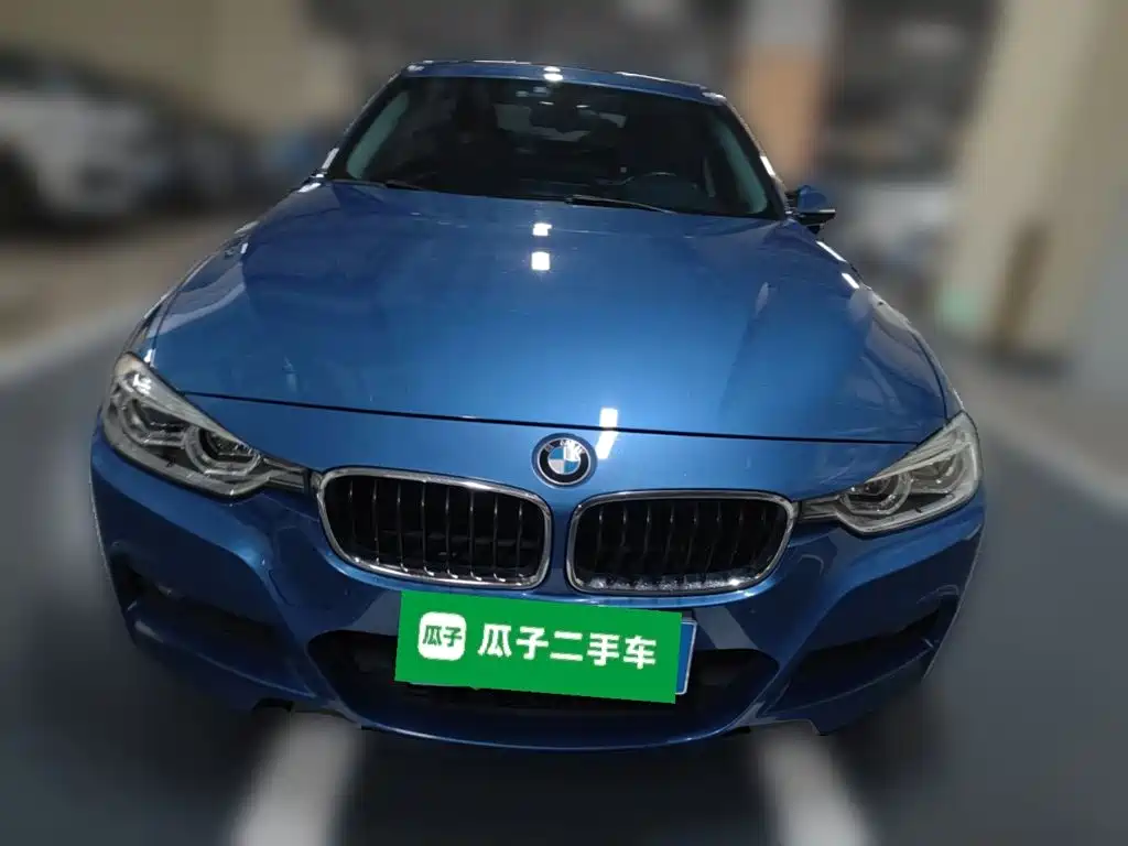 BMW 3 Series 2018 — фото 24