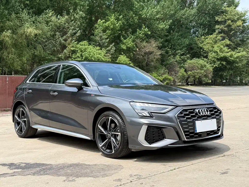 Audi A3 2023 — фото 3