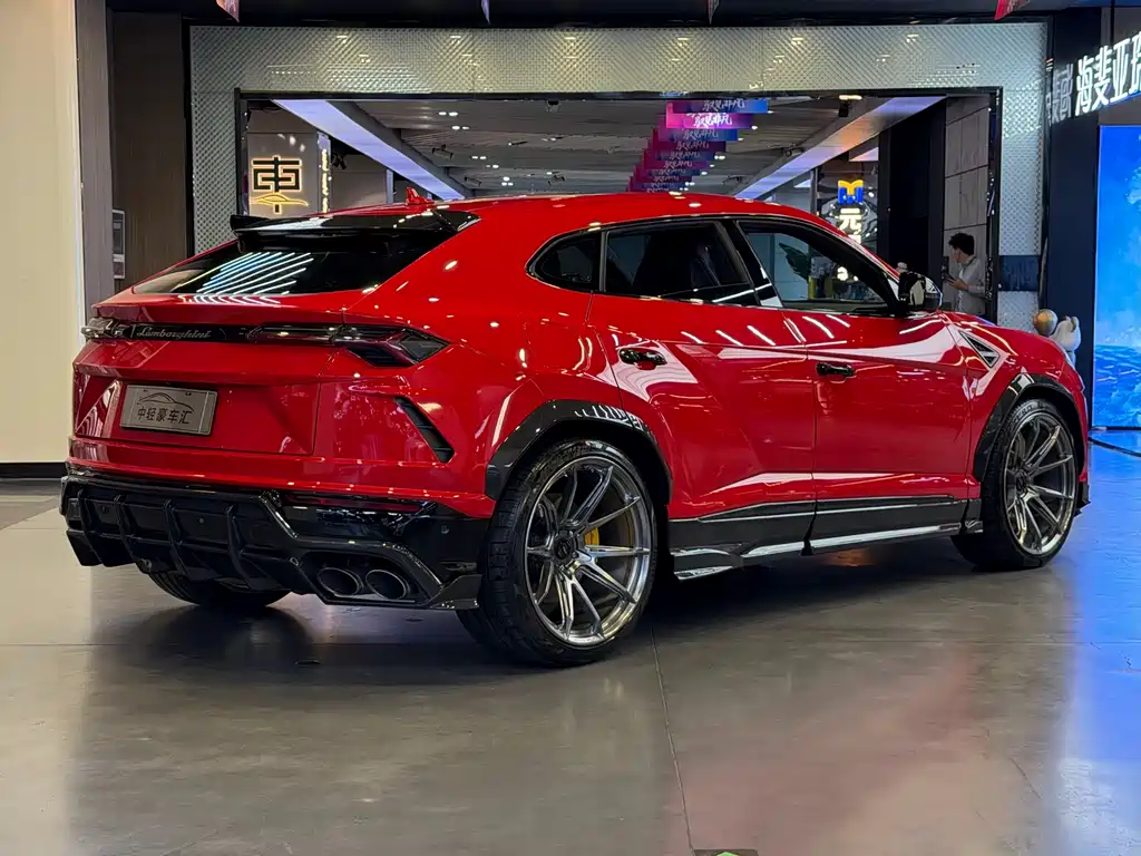 Lamborghini Urus 2019 — фото 7