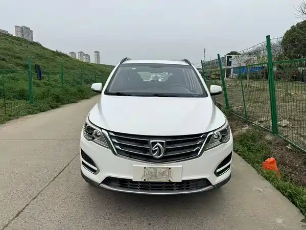 Baojun 560 2016