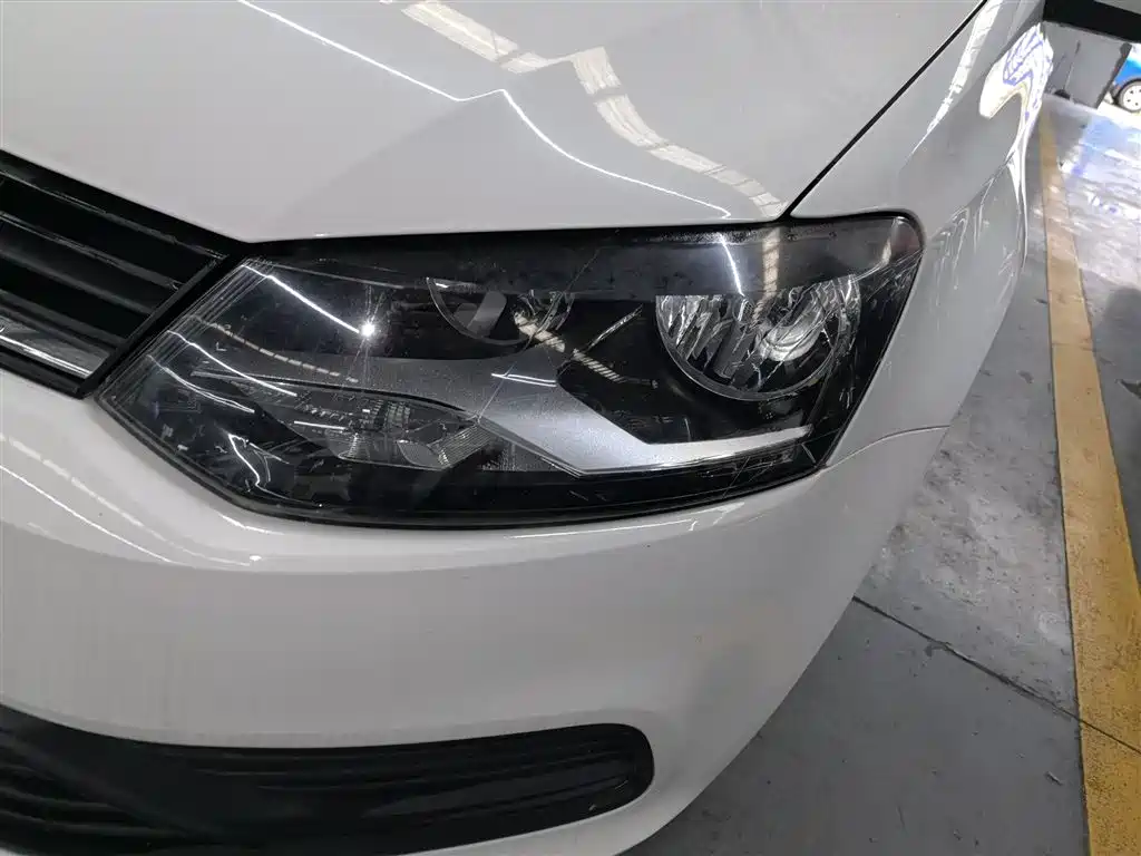 Volkswagen Polo 2018 — фото 24