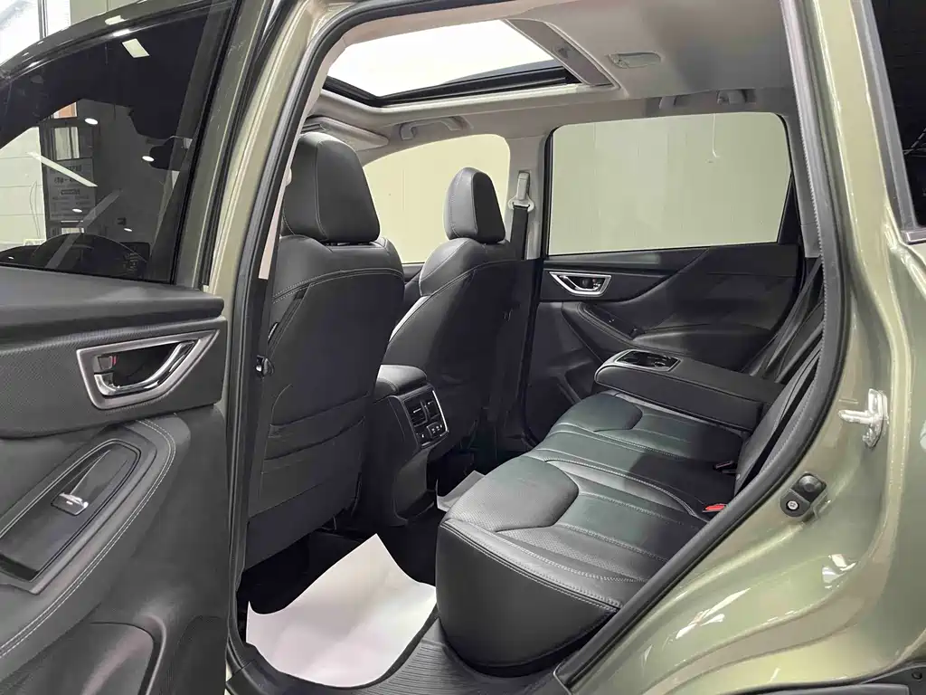 Subaru Forester 2021 — фото 16