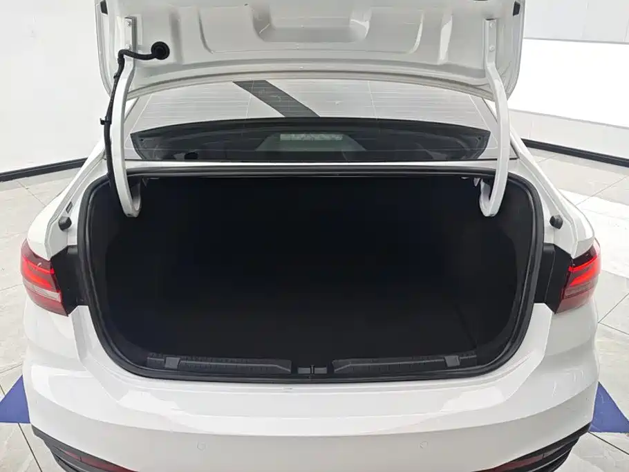 Volkswagen Lavida 2023