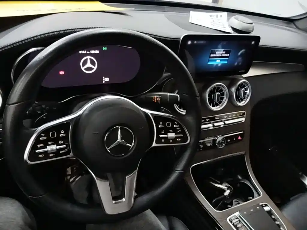 Mercedes-Benz GLC 2019 — фото 10