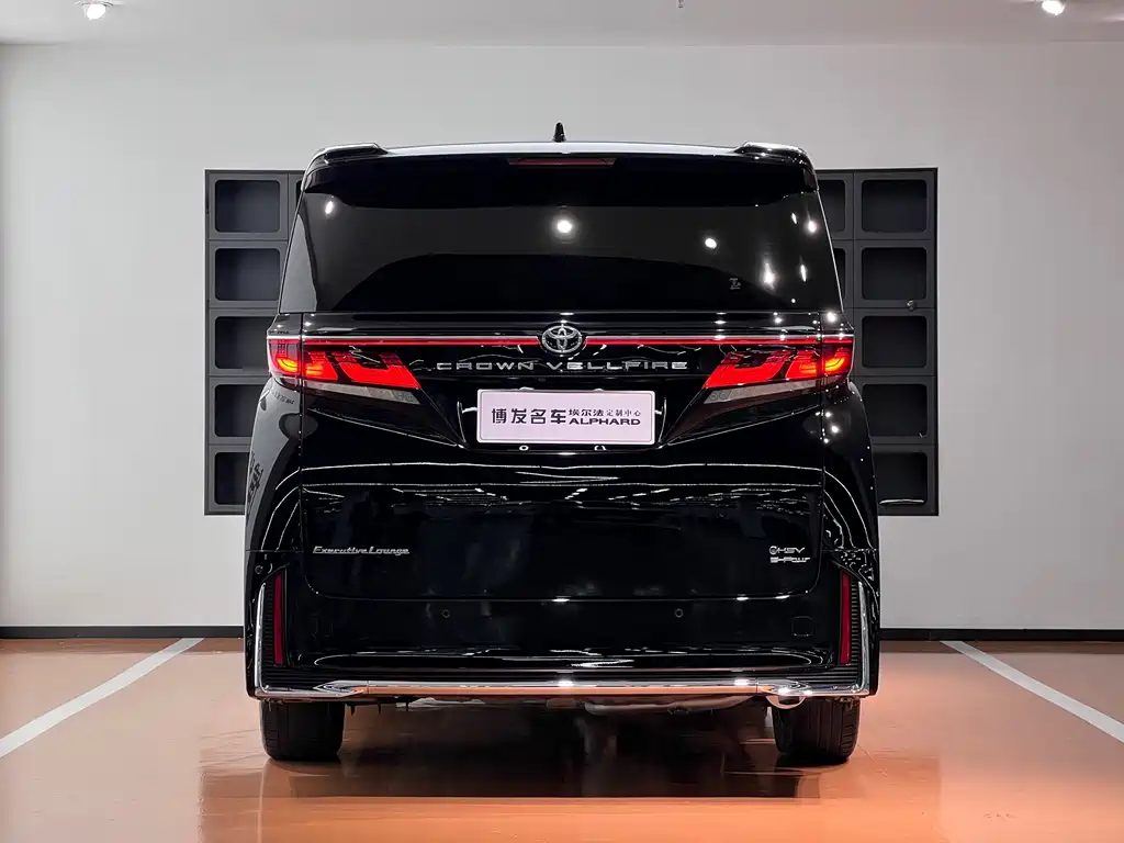 Toyota Vellfire 2024 — фото 6