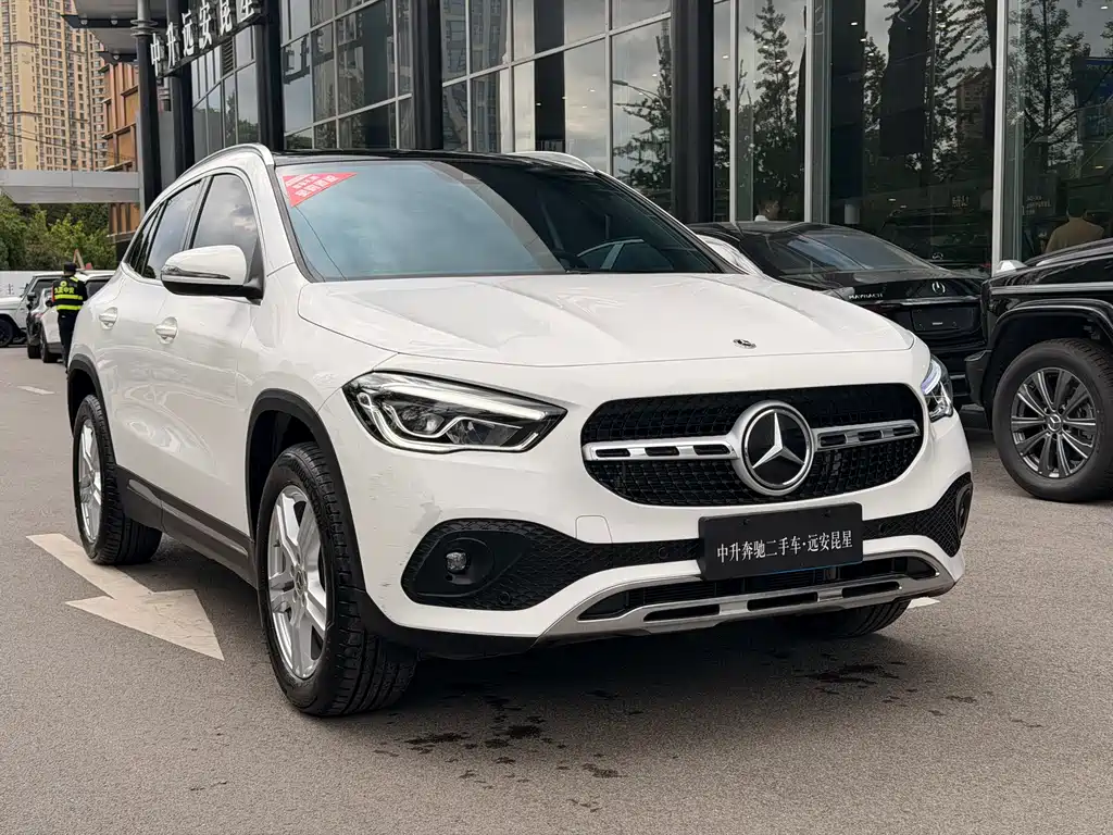 Mercedes-Benz GLA 2023 — фото 4