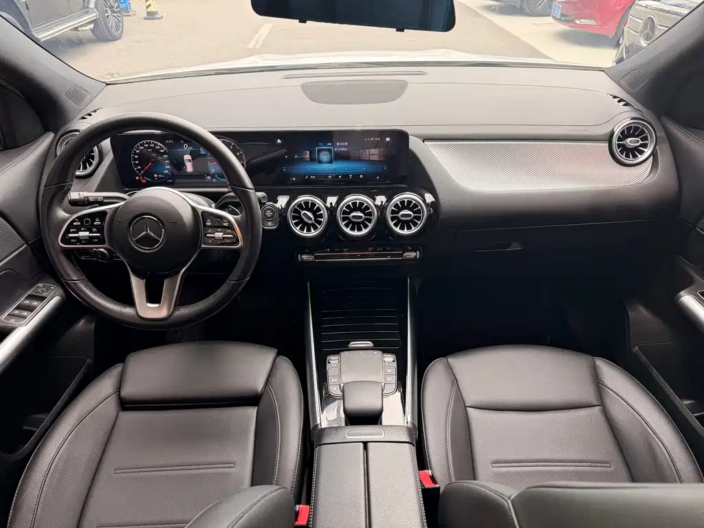 Mercedes-Benz GLA 2023 — фото 19
