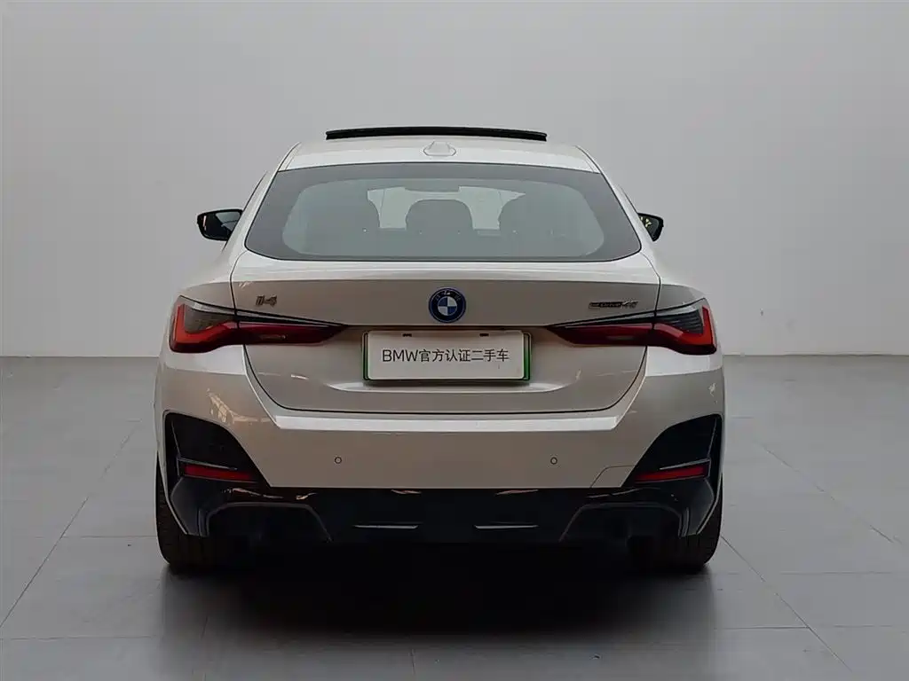 BMW i4 2025 — фото 5