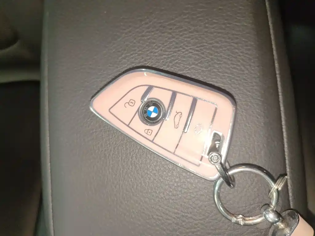 BMW 1 Series 2020 — фото 17
