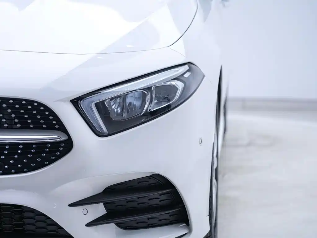 Mercedes-Benz A-Class 2021 — фото 7