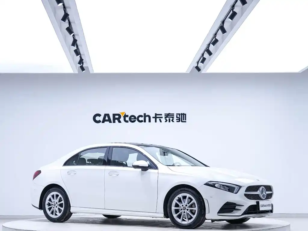 Mercedes-Benz A-Class 2021 — фото 6