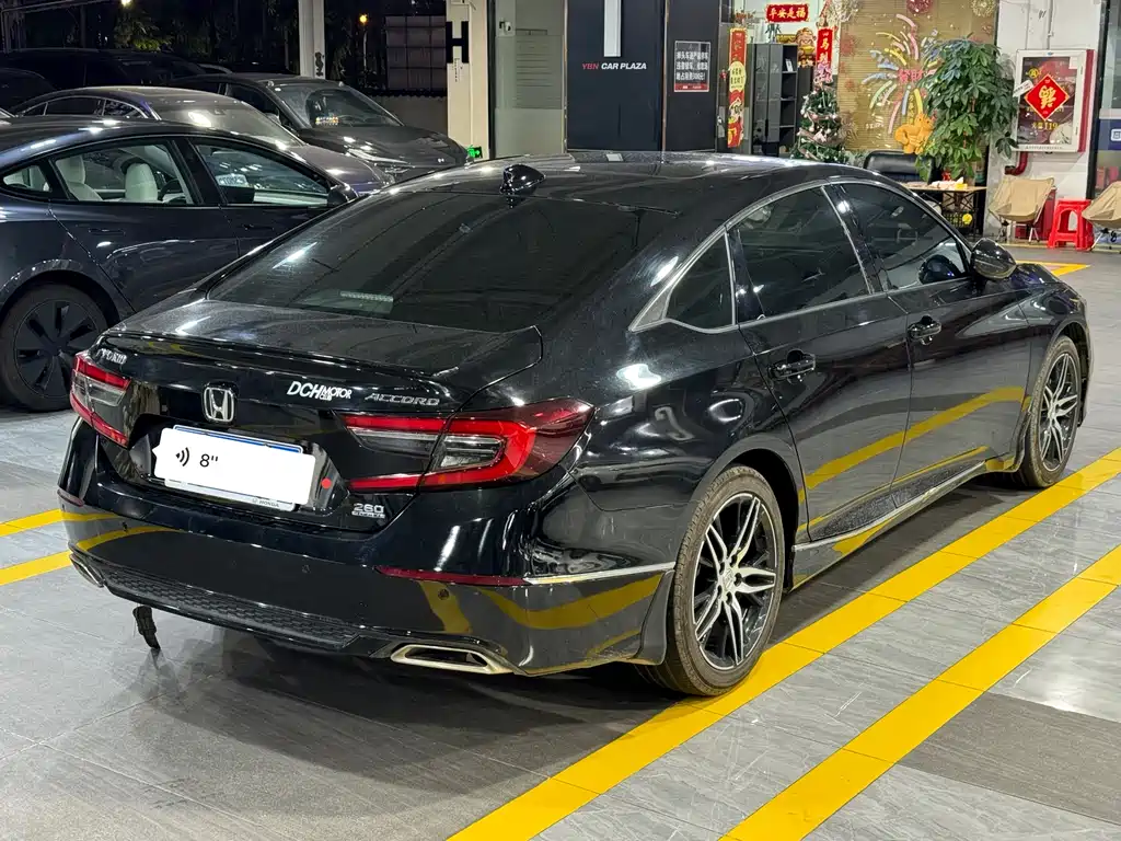Honda Accord 2023 — фото 4