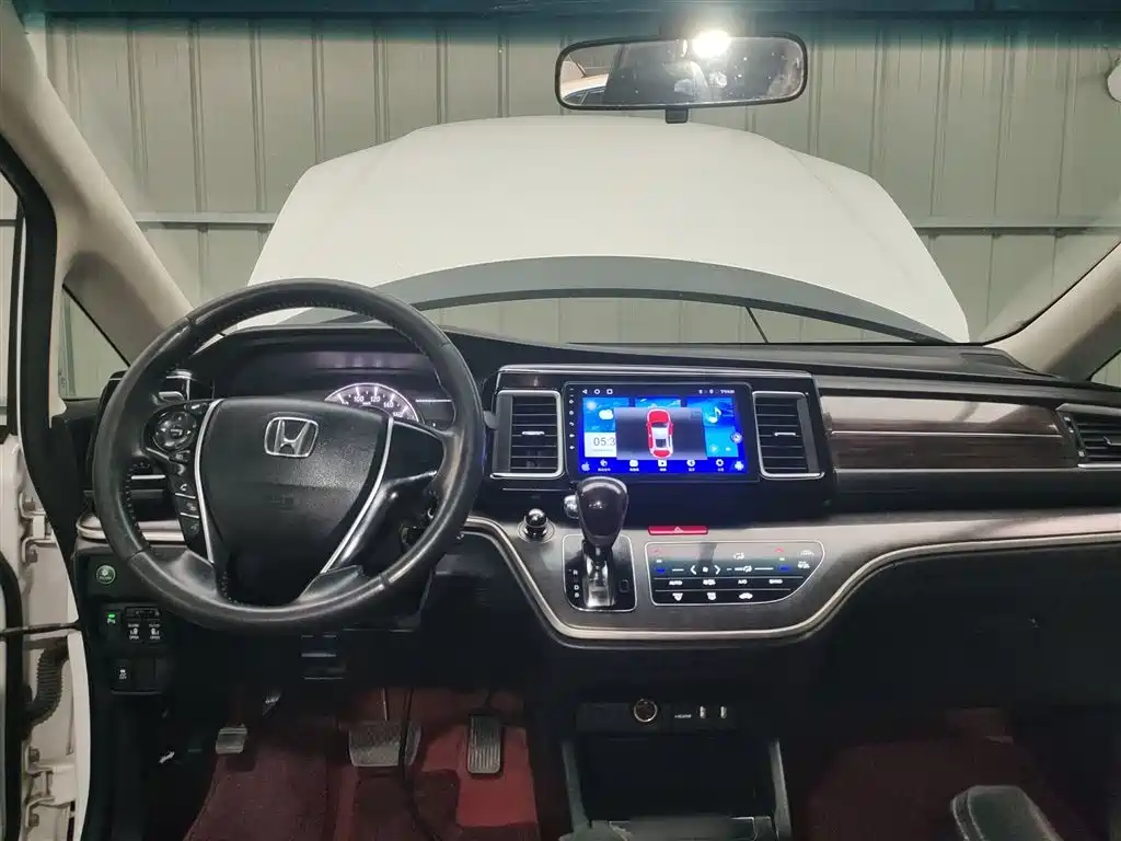 Honda Elysion 2017 — фото 10