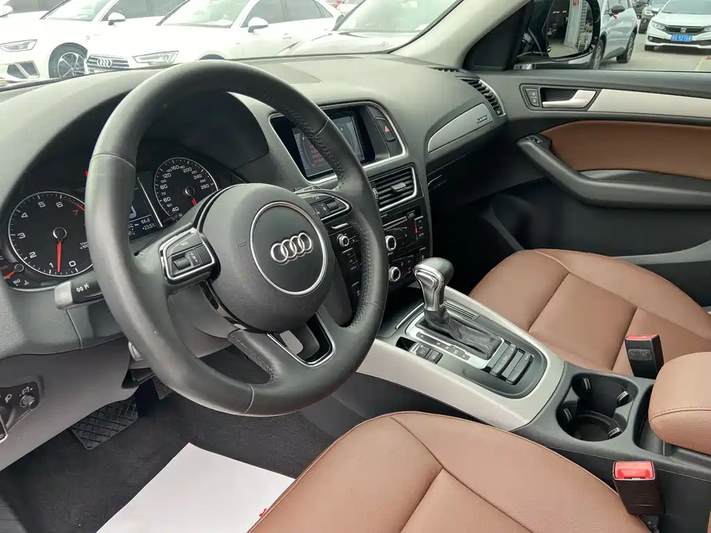 Audi Q5 2016 — фото 14