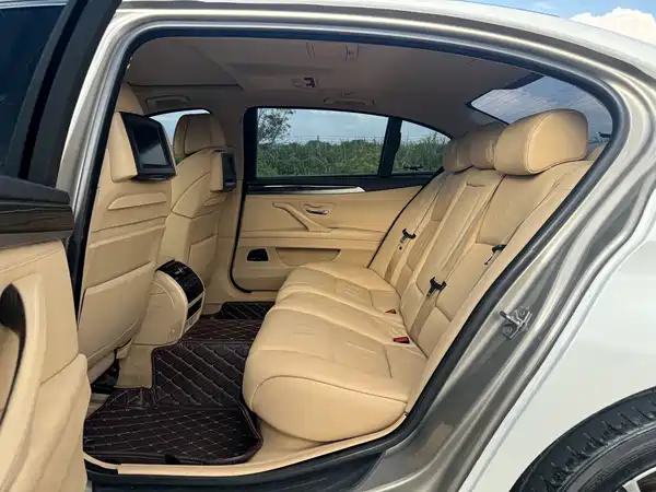 BMW 5 Series 2011