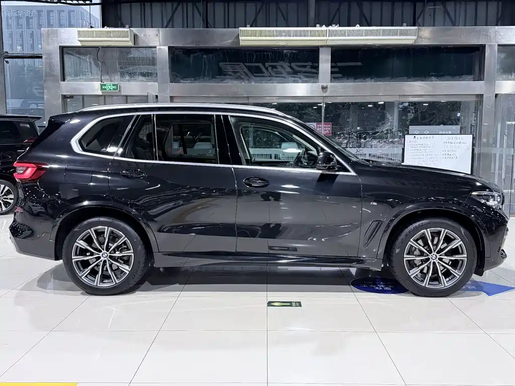 BMW X5 2021 — фото 15
