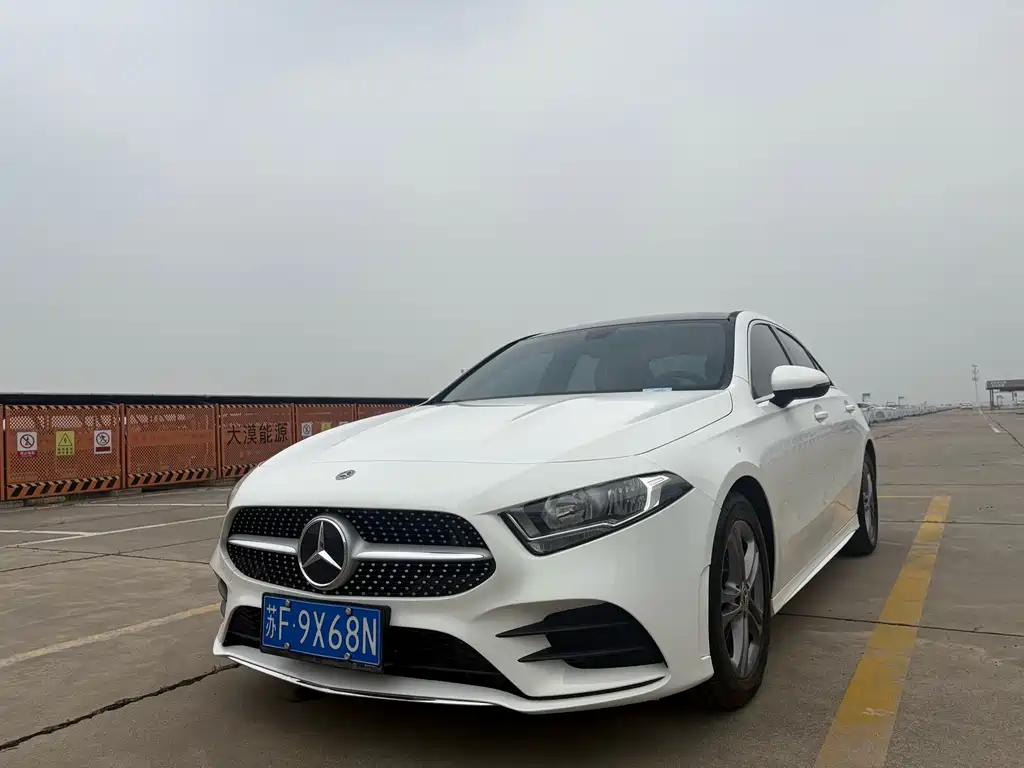 Mercedes-Benz A-Class 2022 — фото 1