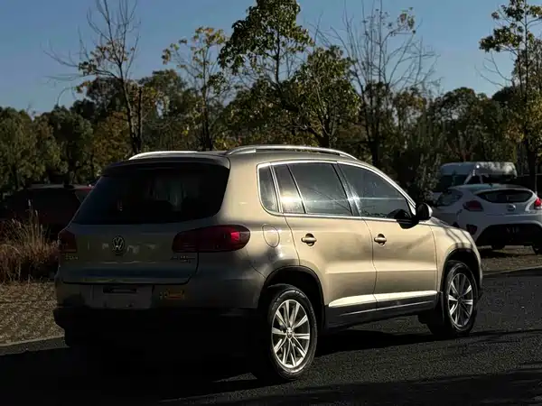 Volkswagen Tiguan 2015