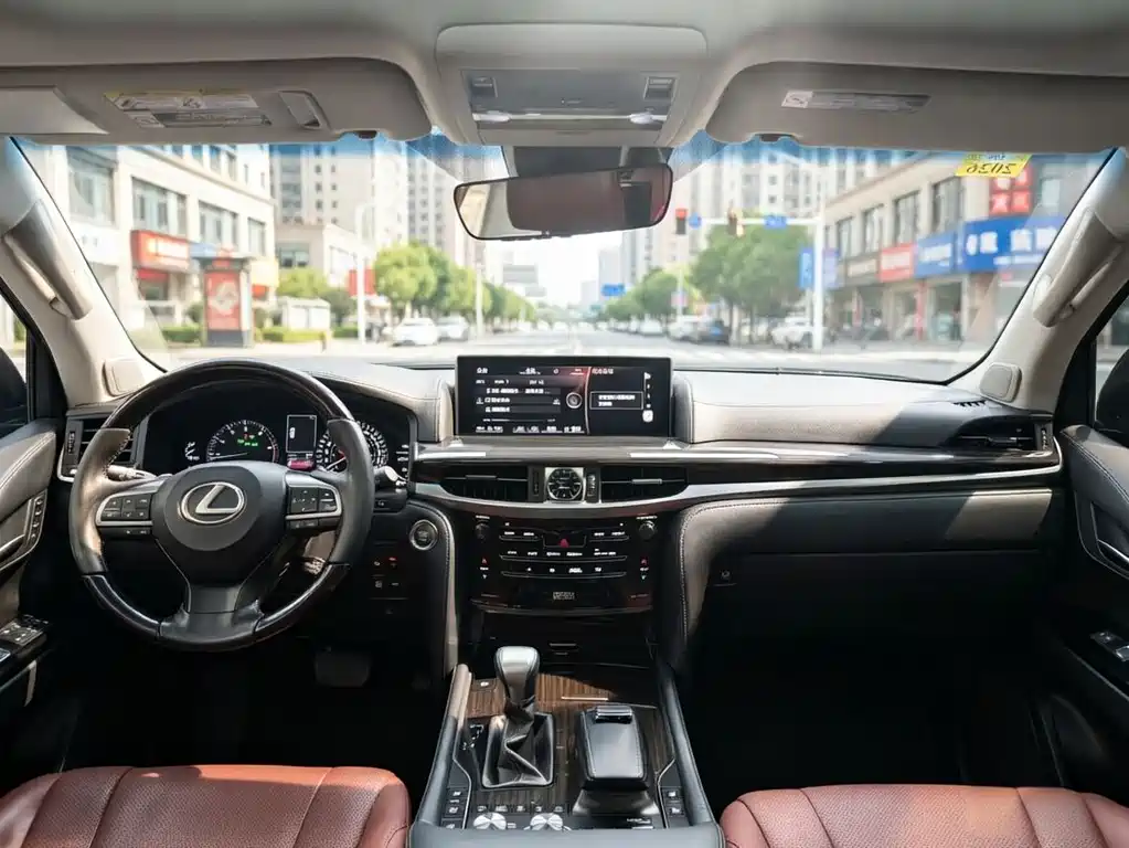 Lexus LX 2017 — фото 5