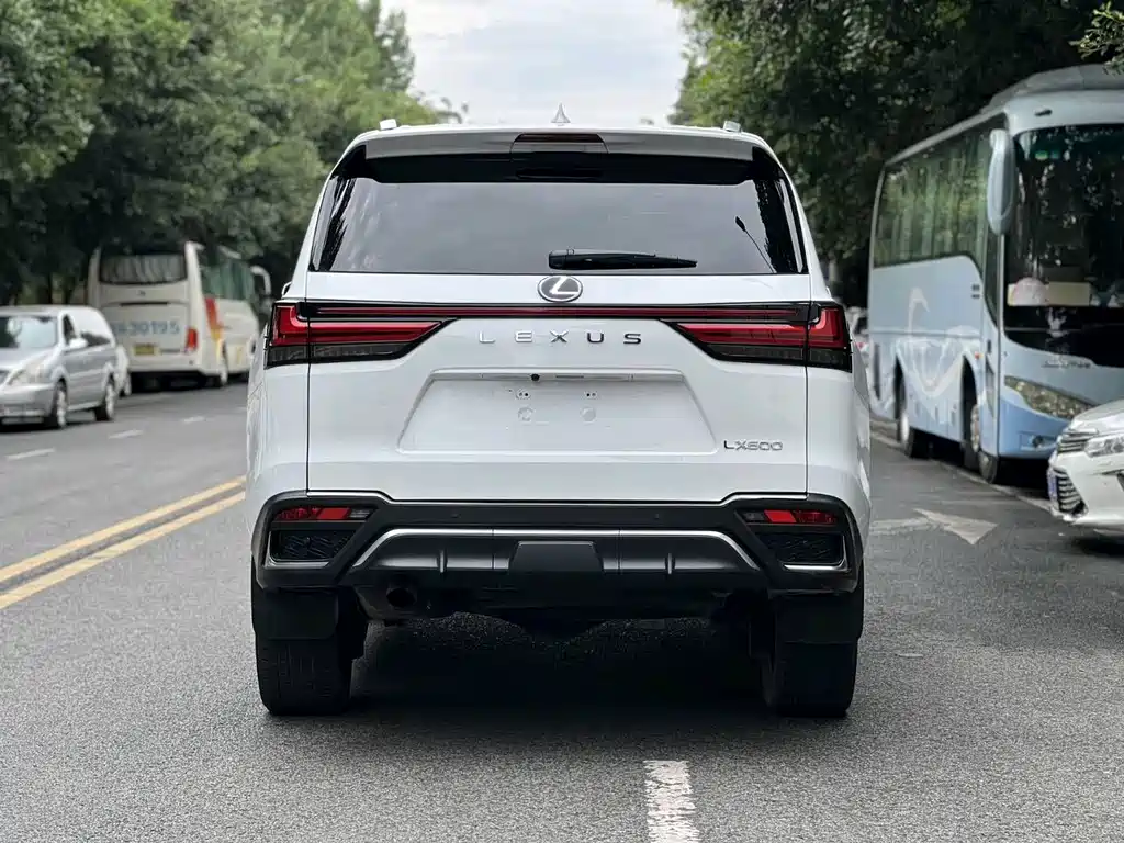 Lexus LX 2025 — фото 5