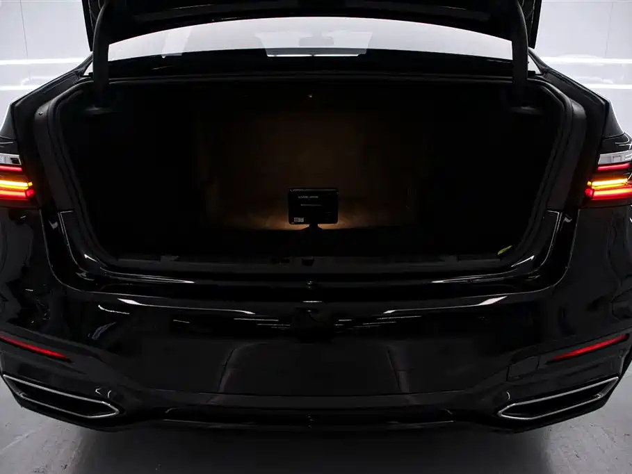BMW 7 Series 2022 — фото 15