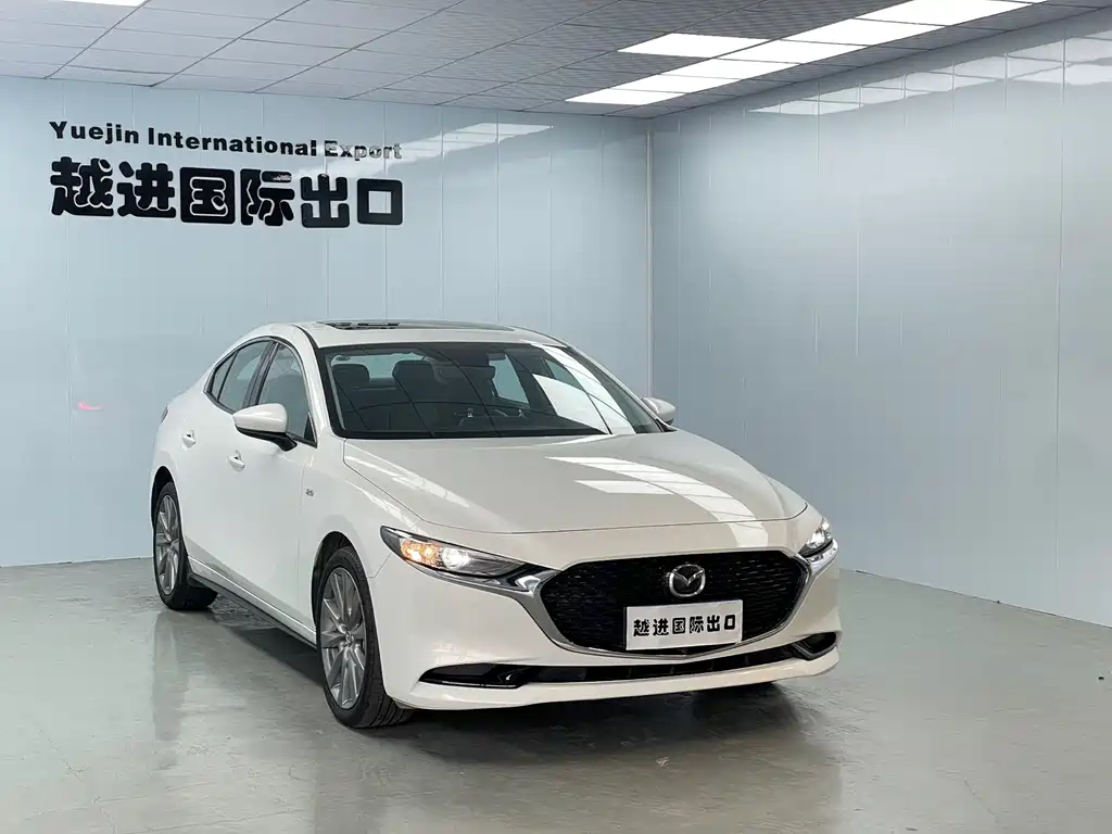 Mazda 3 Axela 2023