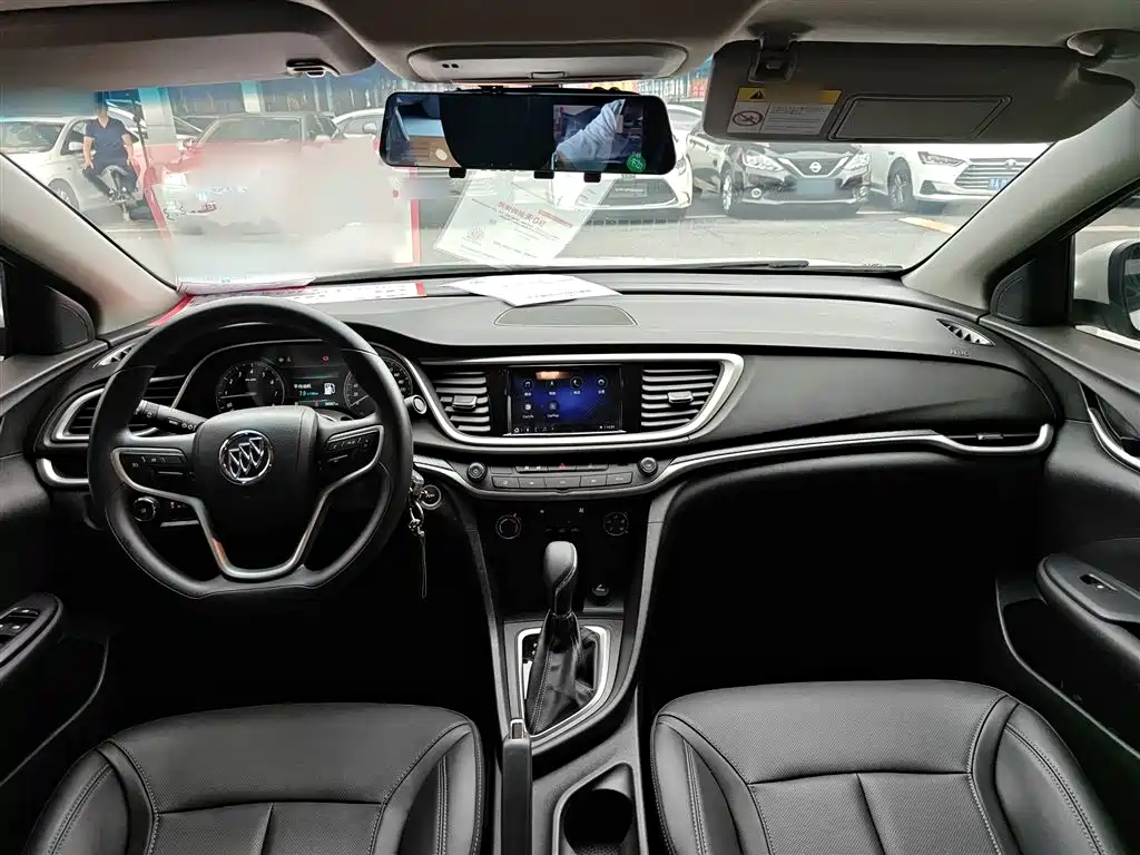 Buick Excelle 2022 — фото 10