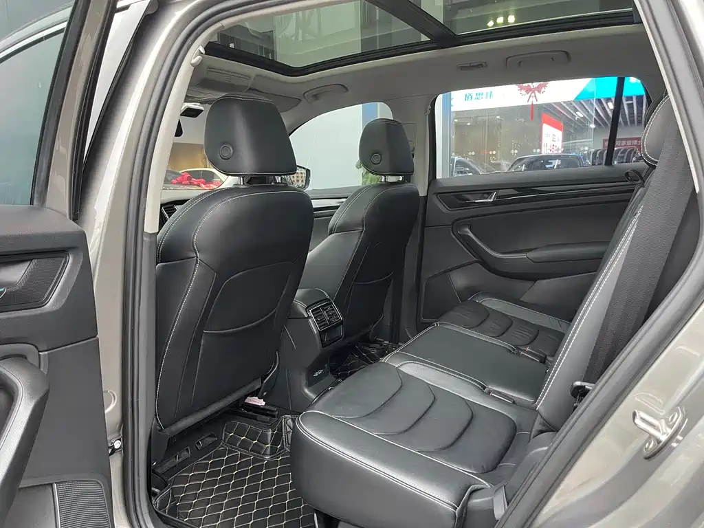 Skoda Kodiaq 2019 — фото 10