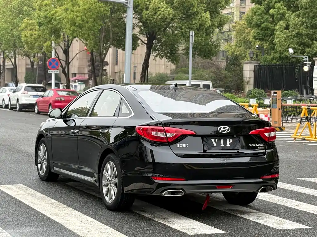 Hyundai Sonata 2016 — фото 16