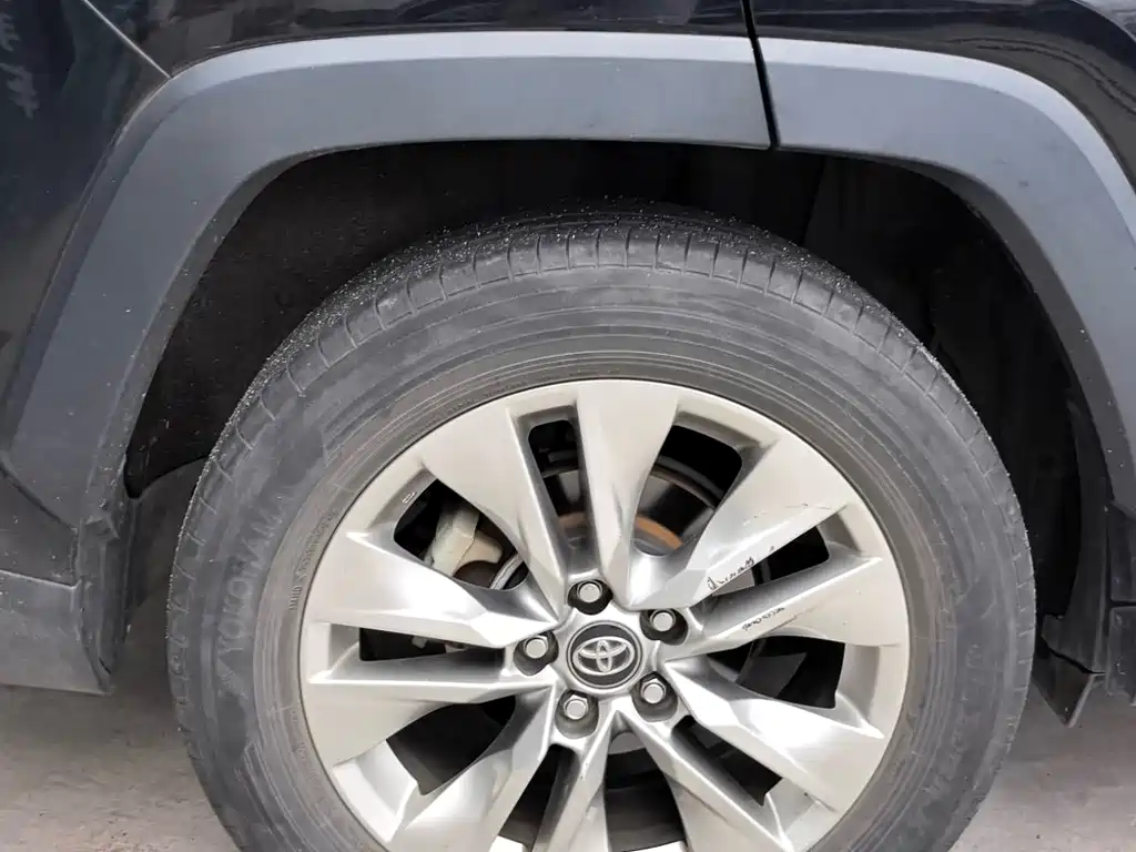 Toyota Wildlander 2020 — фото 12