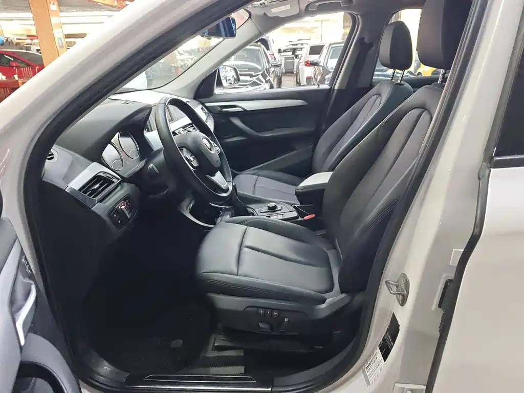 BMW X1 2019 — фото 15
